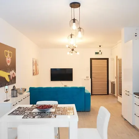 Premium In Mamaia Nord *